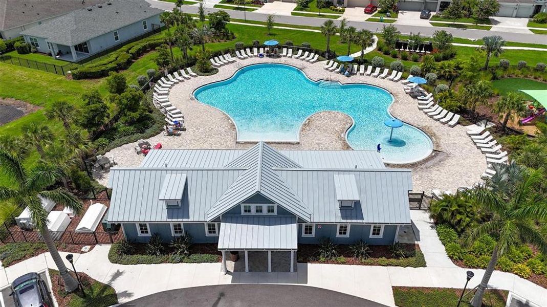 Community amenities in , Apollo Beach (Image 38).