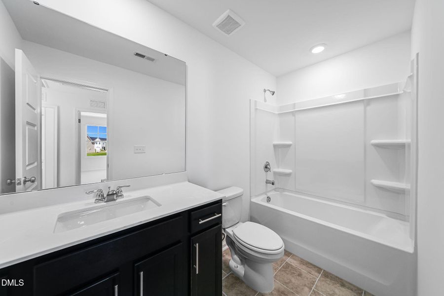 SUN_MyrtleMeadows_Pic_Winston-14