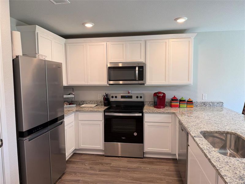 Furnished interior view inside a new home in Courtland Place, Cleburne (Image 5).