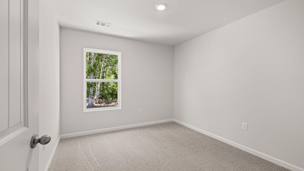 Spacious, unfurnished interior of a new home in Carlton, Douglasville (Image 21).