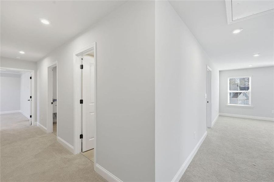 Spacious, unfurnished interior of a new home in Berkeley Mill, Cumming (Image 36).