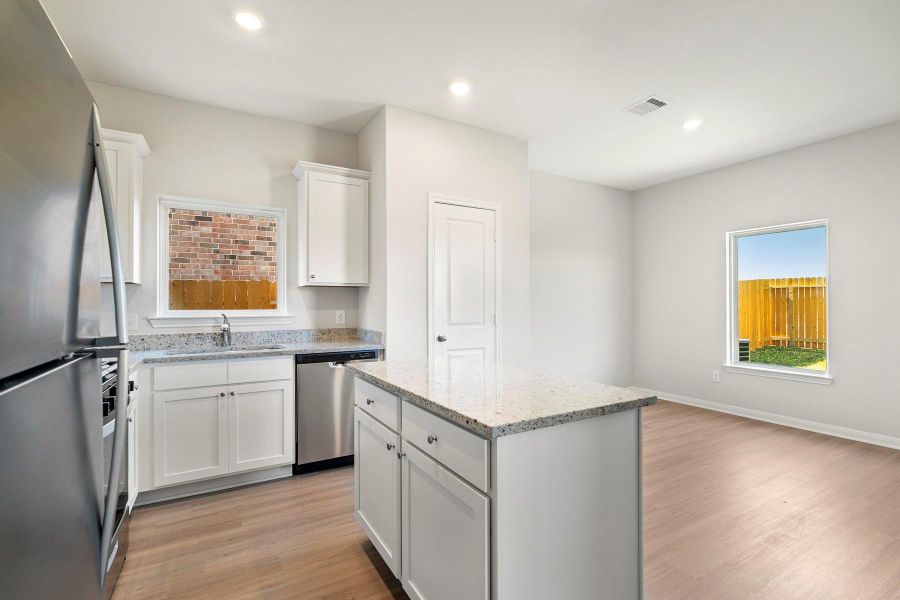 Furnished interior view inside a new home in Freeman Ranch, Katy (Image 7).