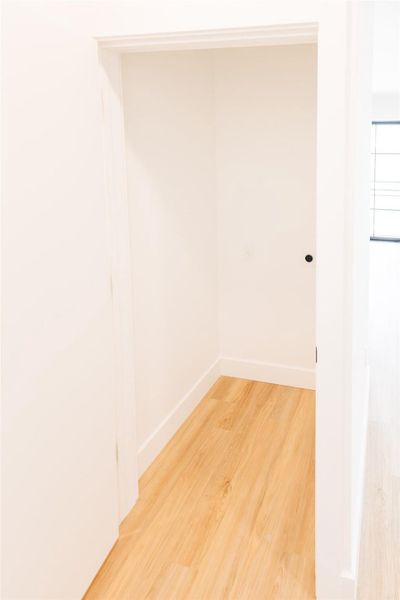 Spacious, unfurnished interior of a new home in Congress Lofts Saint Elmo, Austin (Image 8).