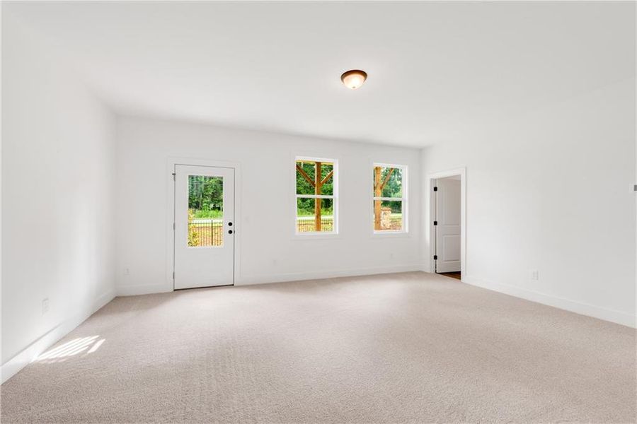 Spacious, unfurnished interior of a new home in , Suwanee (Image 27).