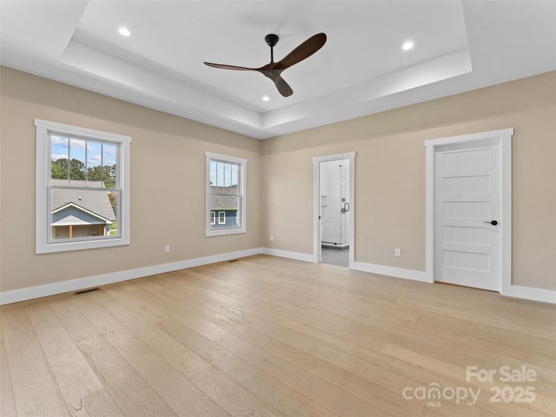 Spacious, unfurnished interior of a new home in , Hendersonville (Image 13). Spacious, unfurnished interior of a new home in , Hendersonville (Image 13).