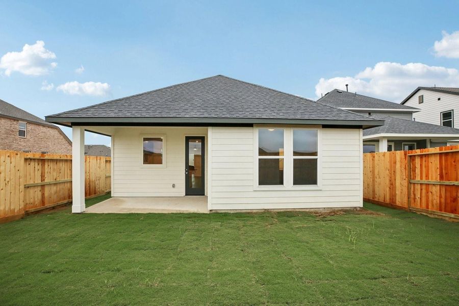 21607 Berry Crest Ln Patio