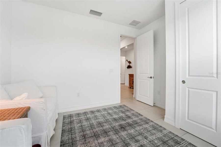 Spacious, unfurnished interior of a new home in , North Port (Image 23).