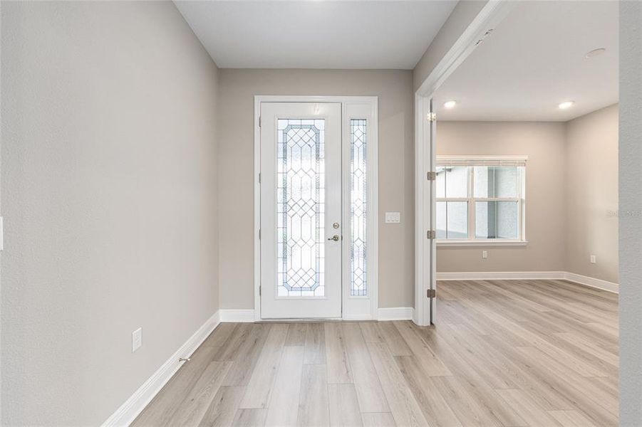 Spacious, unfurnished interior of a new home in , Ocala (Image 33).