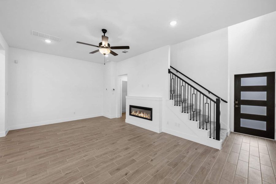 Spacious, unfurnished interior of a new home in Bridgeland, Cypress (Image 28). Spacious, unfurnished interior of a new home in Bridgeland, Cypress (Image 28).
