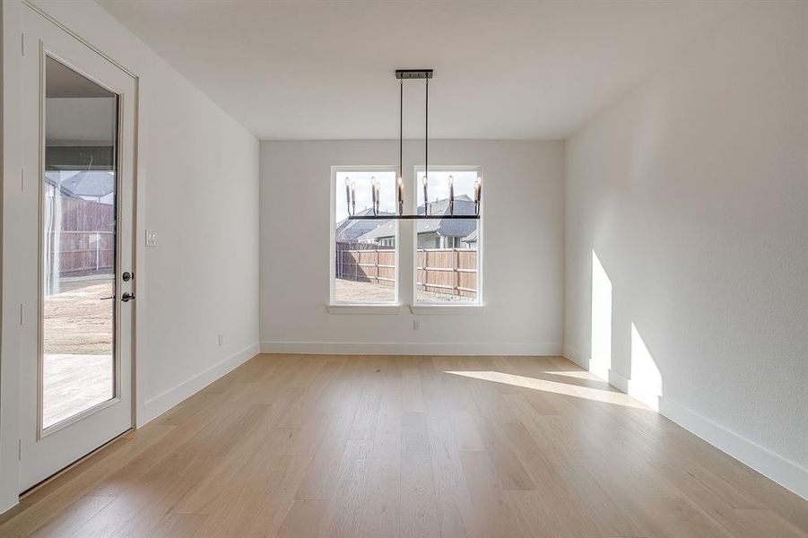 Spacious, unfurnished interior of a new home in Talon Hills, Fort Worth (Image 26).