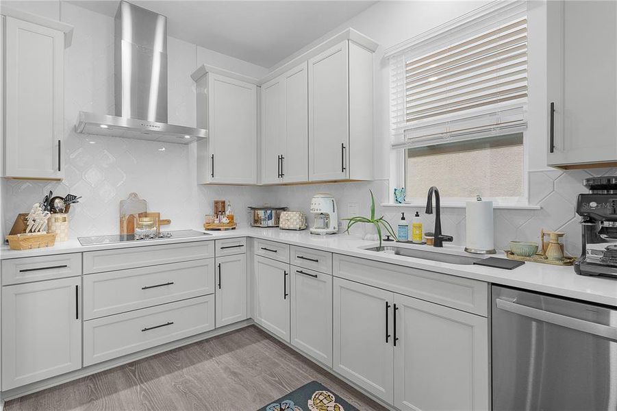 Furnished interior view inside a new home in , Clermont (Image 10).