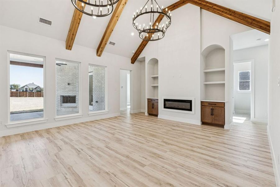 Spacious, unfurnished interior of a new home in , Weatherford (Image 28). Spacious, unfurnished interior of a new home in , Weatherford (Image 28).