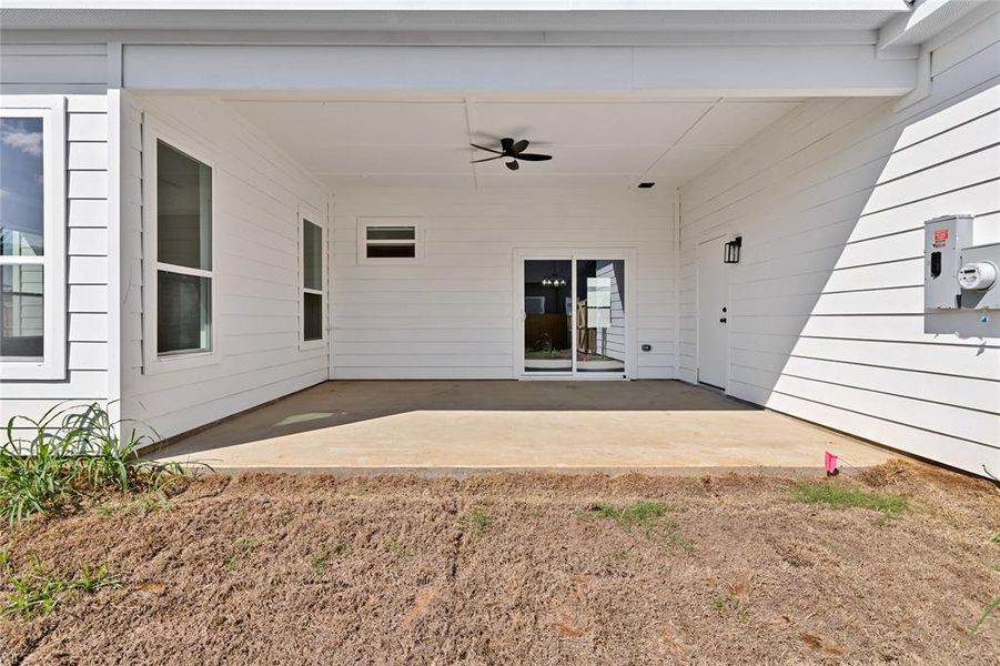 Exterior details and patio area of a home in , DeSoto (Image 16). Exterior details and patio area of a home in , DeSoto (Image 16).
