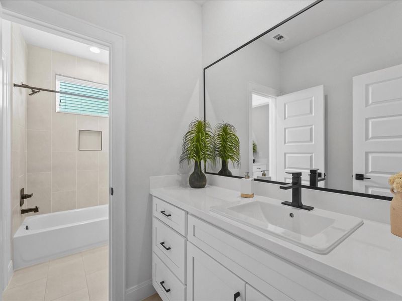 Furnished interior view inside a new home in Uptown District, Houston (Image 33).