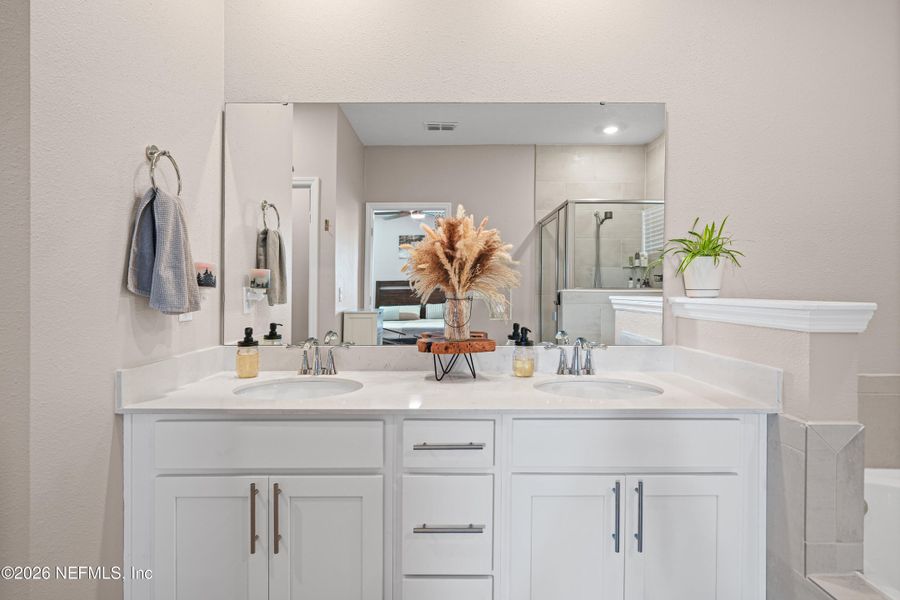 Furnished interior view inside a new home in Granary Park, Green Cove Springs (Image 37).