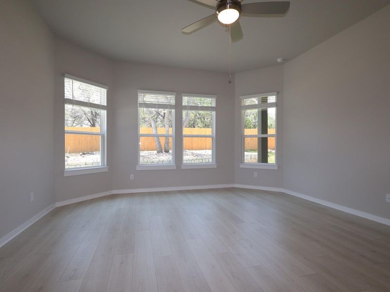 Spacious, unfurnished interior of a new home in Heritage, Dripping Springs (Image 6).