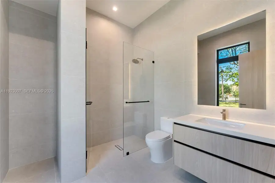 Furnished interior view inside a new home in , Pinecrest (Image 6). Furnished interior view inside a new home in , Pinecrest (Image 6).