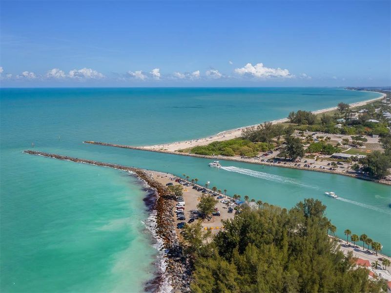 Natural landscape and outdoor views near  in Venice (Image 37).