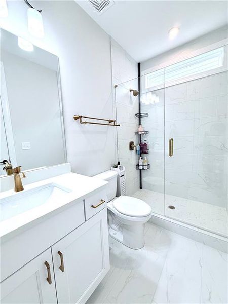 Furnished interior view inside a new home in , Hoschton (Image 16).