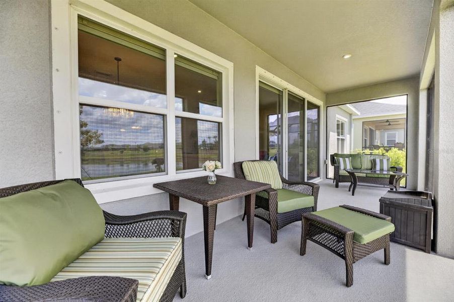 Exterior details and patio area of a home in , Apollo Beach (Image 3).