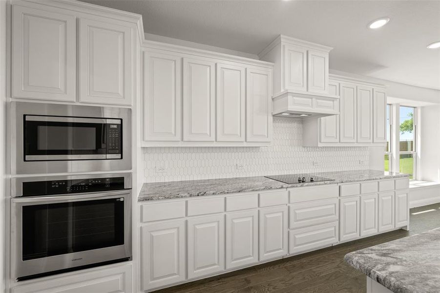 124 Red Fox- Kitchen-4