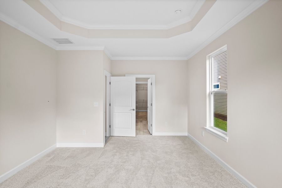 Spacious, unfurnished interior of a new home in Bridgewater - Shorehaven Village, Little River (Image 10).