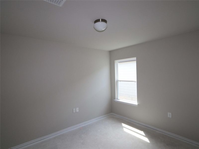Spacious, unfurnished interior of a new home in Marble Creek Crossing, Austin (Image 7).