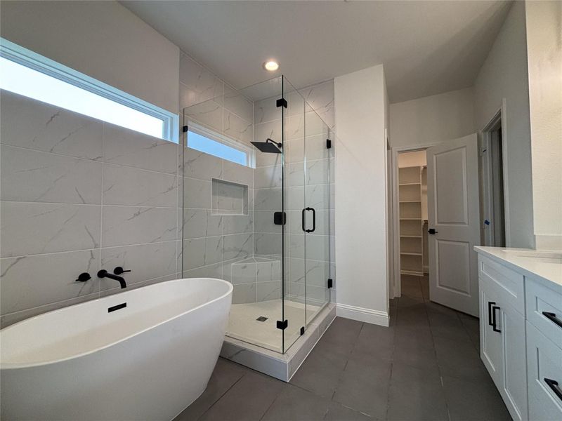 Furnished interior view inside a new home in Hill & Dale Ranch, Splendora (Image 3).