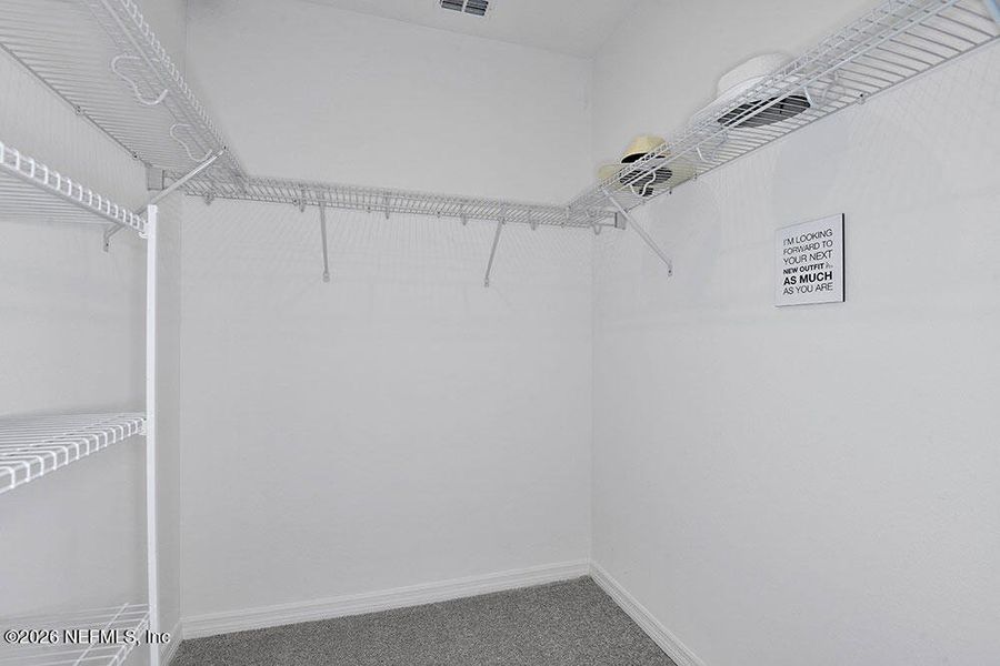 Spacious, unfurnished interior of a new home in Coopers Meadow, Jacksonville (Image 18).