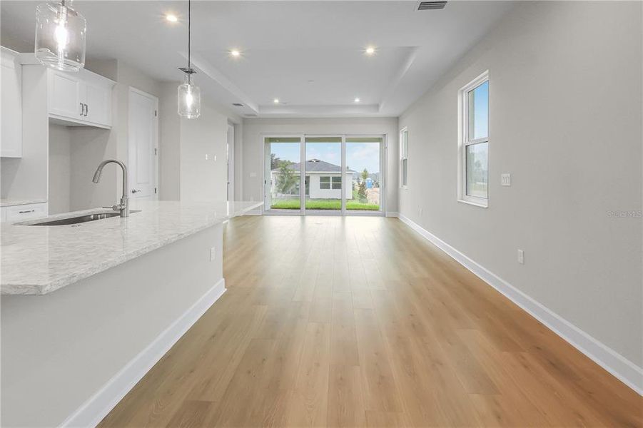 Spacious, unfurnished interior of a new home in Cresswind at Hammock Oaks, Lady Lake (Image 24).