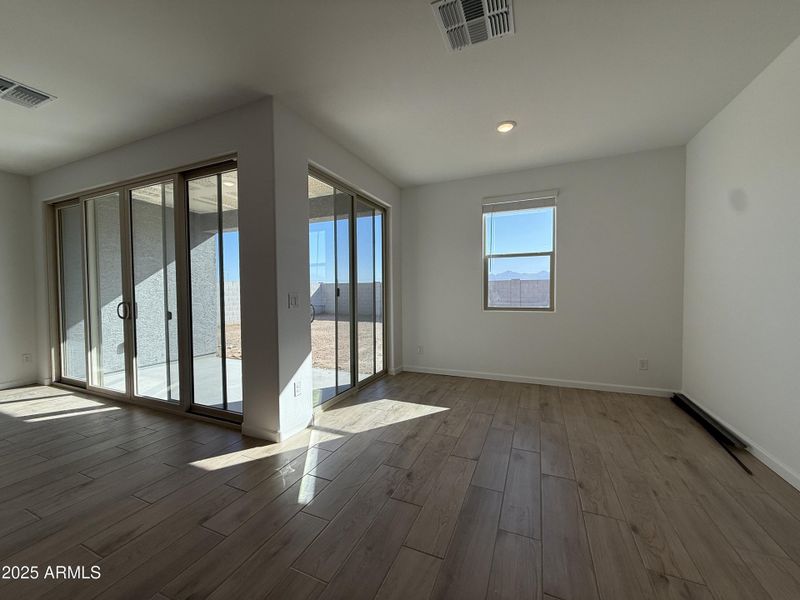 020_Dining Room 020_Dining Room