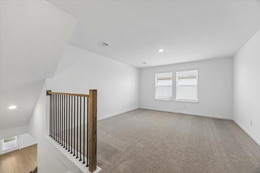 Spacious, unfurnished interior of a new home in Bridge Creek 45s and 50s, Cypress (Image 38).