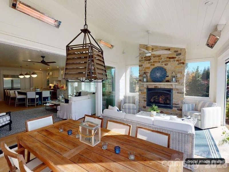 Community amenities in , Davidson (Image 38).