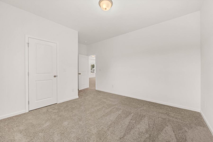 Spacious, unfurnished interior of a new home in The Oaks, Clarksville (Image 28). Spacious, unfurnished interior of a new home in The Oaks, Clarksville (Image 28).