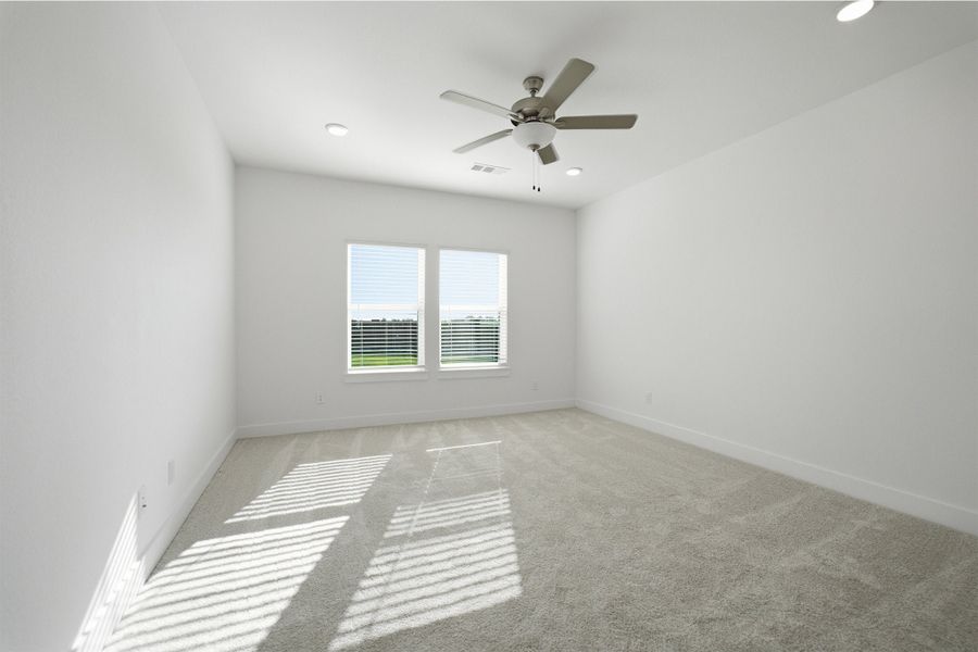 Spacious, unfurnished interior of a new home in Saddlebrook Estates, Waxahachie (Image 23).