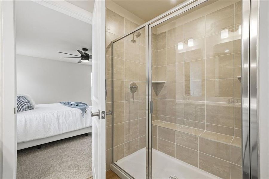 Image 33 of a home in .