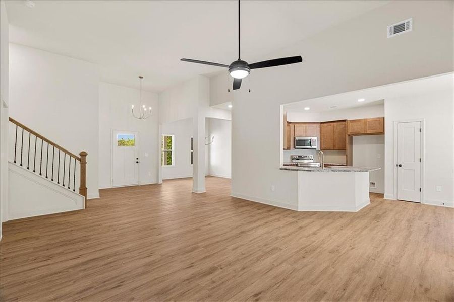 Spacious, unfurnished interior of a new home in , Calhoun (Image 12).