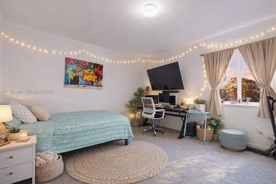 Furnished interior view inside a new home in , Florida City (Image 4).