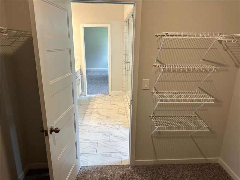 Spacious, unfurnished interior of a new home in Rosewood Lake Estates, Hoschton (Image 90).