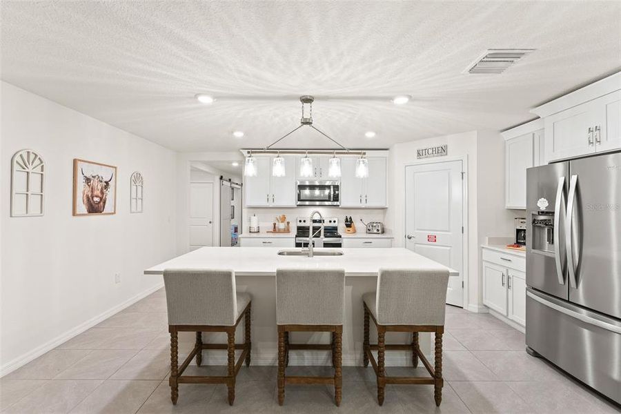 Furnished interior view inside a new home in , Spring Hill (Image 16).