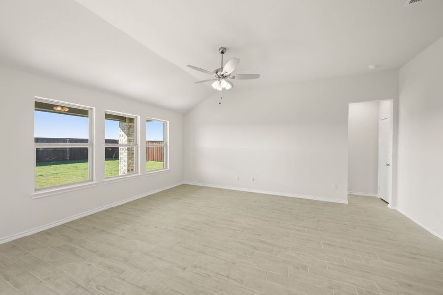 Front exterior of a new home in Myrtle Creek, Waxahachie, TX, highlighting curb appeal (Image 11).