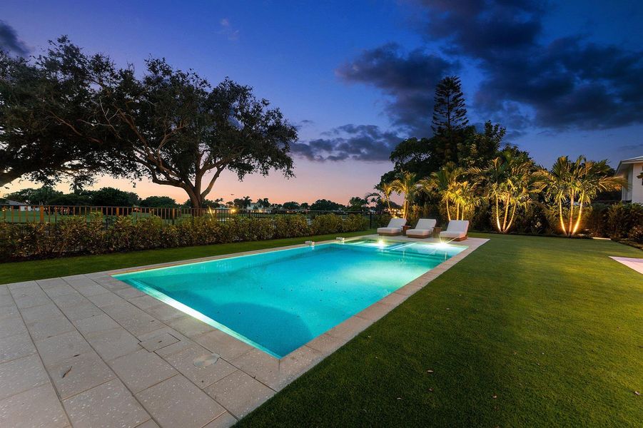 Pool Twilight
