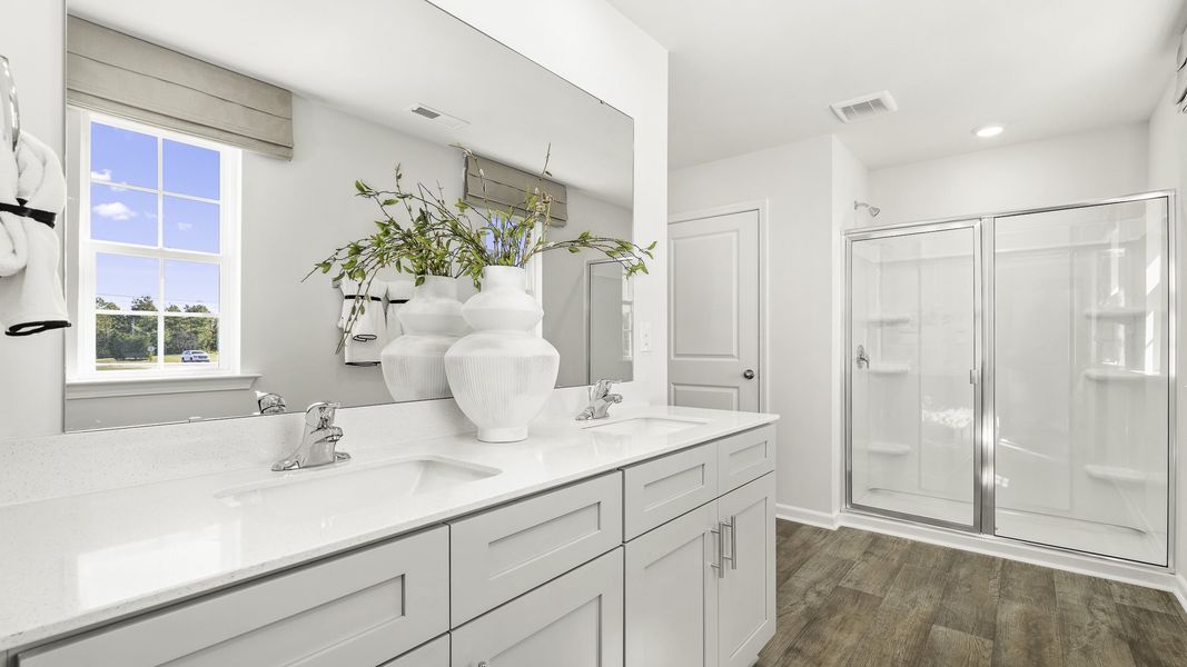Representative furnished interior of a home built from the Galen by D.R. Horton in Brookhaven, Greensboro (Image 16).