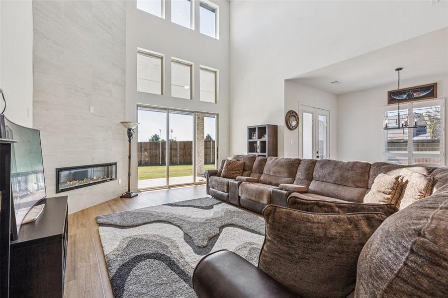 Furnished interior view inside a new home in Cambridge Estates, Prosper (Image 16). Furnished interior view inside a new home in Cambridge Estates, Prosper (Image 16).