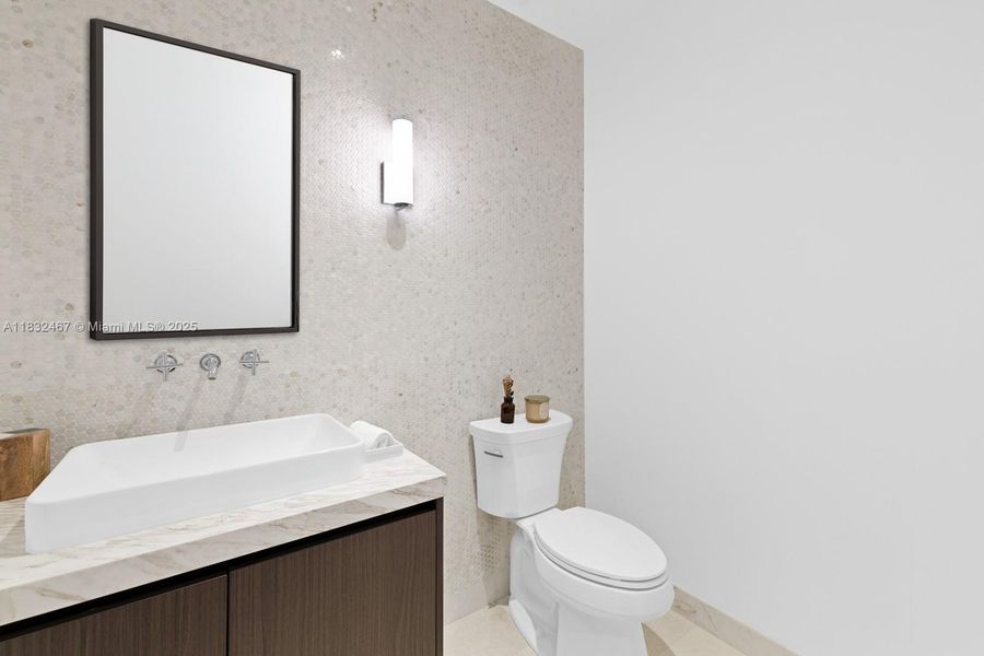 Furnished interior view inside a new home in 42 Pine, Miami Beach (Image 4).