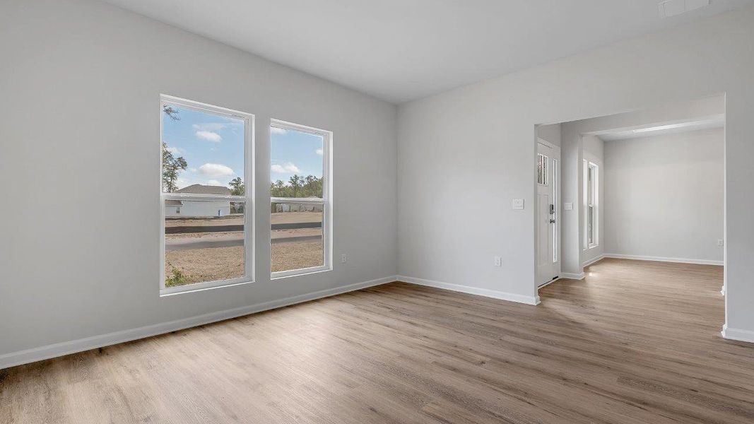 Spacious, unfurnished interior of a new home in Greystone, Crawfordville (Image 11).