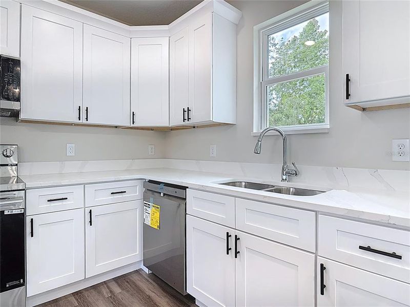 Furnished interior view inside a new home in , Deland (Image 8).