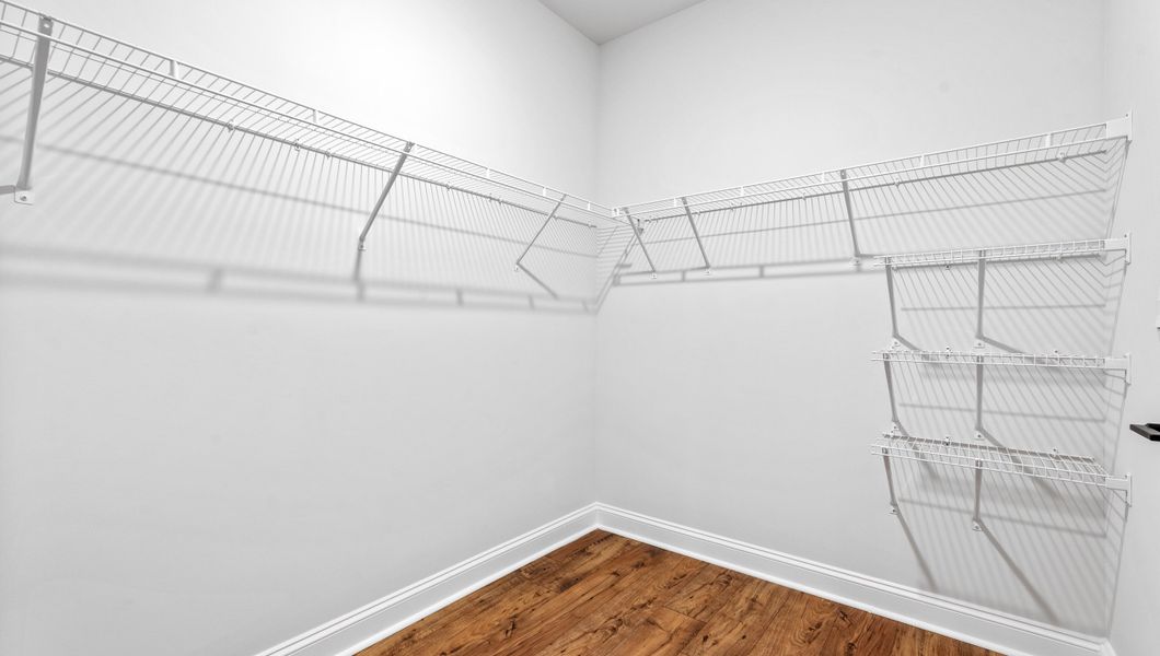 Spacious, unfurnished interior of a new home in Seven Oaks, Greenwood (Image 23).