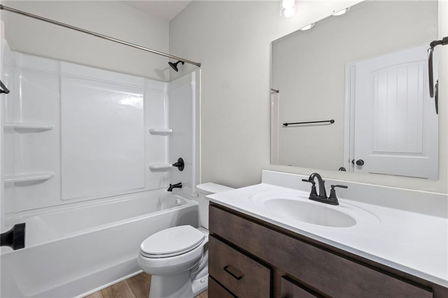 Furnished interior view inside a new home in Laurel Farms, Dallas (Image 4). Furnished interior view inside a new home in Laurel Farms, Dallas (Image 4).