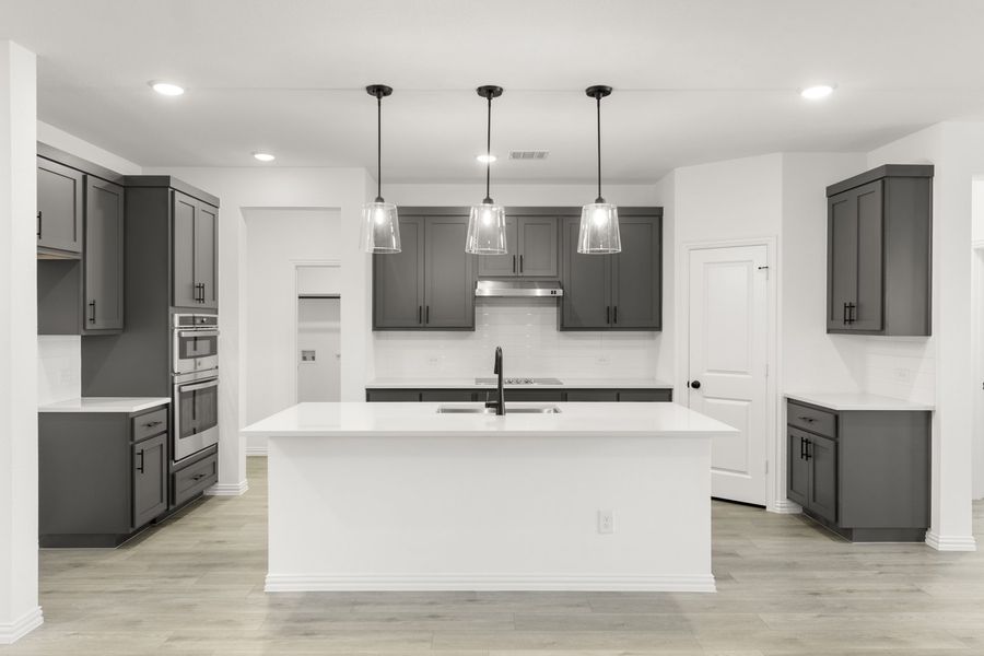 Dakota Home Plan by Ashton Woods